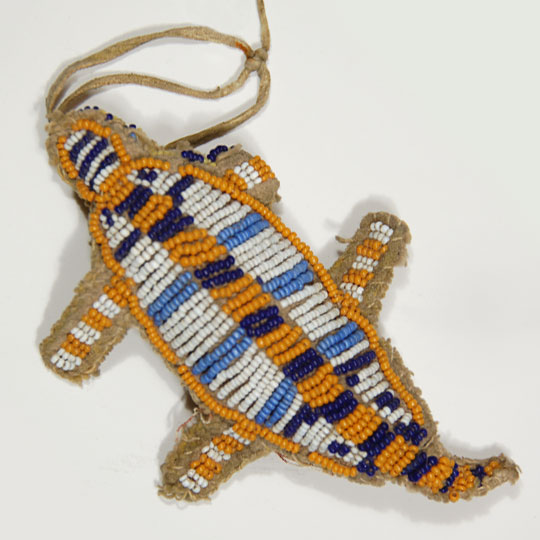 Cheyenne Indian beaded lizard fetish C3732D